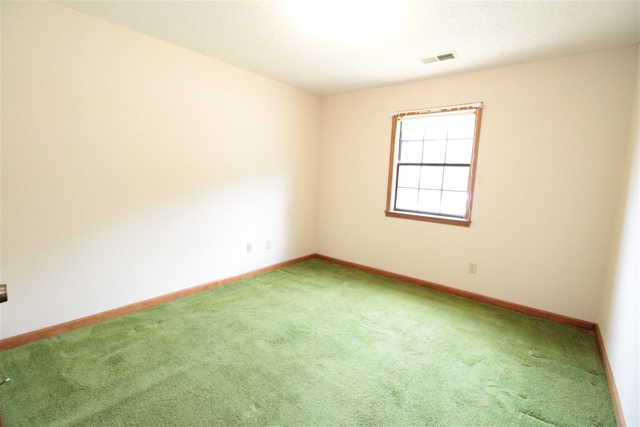 3516 County Gate Road Memphis, TN 38119 - Photo 3 of 23 Gallery Image 3