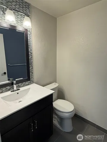 $3,950 | 932 22nd Avenue South, Seattle, WA 98144