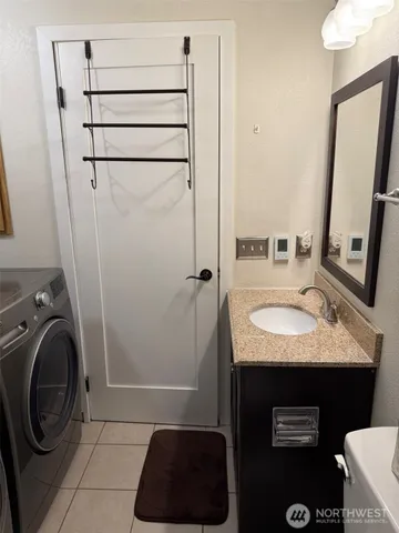 $3,950 | 932 22nd Avenue South, Seattle, WA 98144