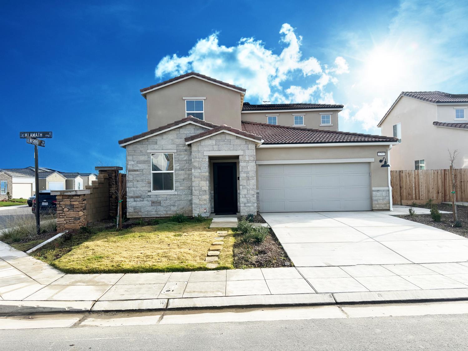 1757 Klamath Road South Madera, CA 93636 - Photo 1 of 34