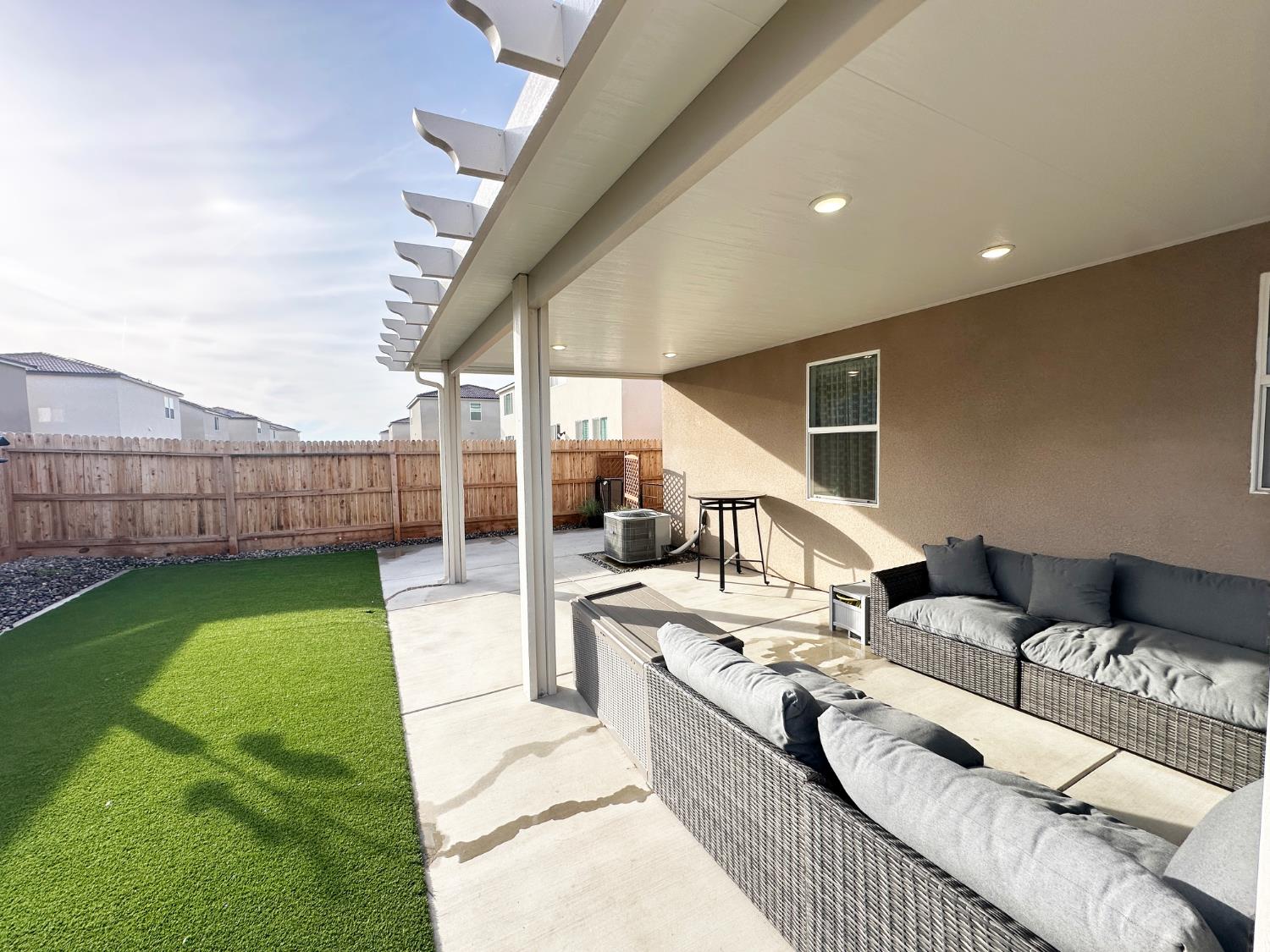 1757 Klamath Road South Madera, CA 93636 - Photo 17 of 34