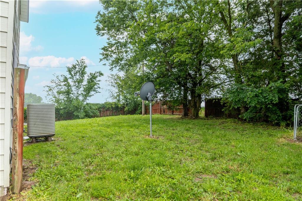 37872 230th Road Marshall, MO 65340 - Photo 27 of 39