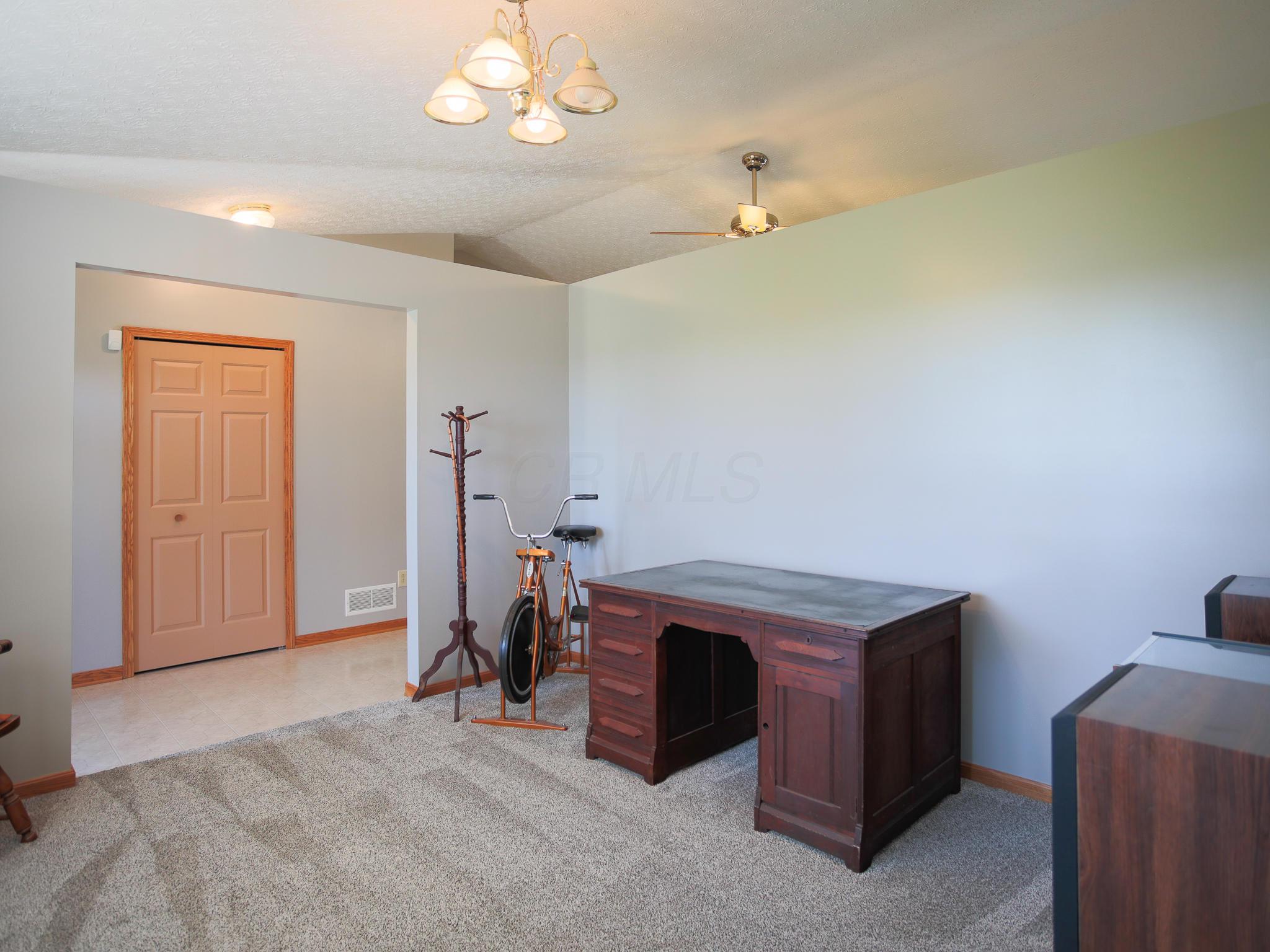 4006 National Road Southwest Hebron, OH 43025 - Photo 14 of 38 Gallery Image 14