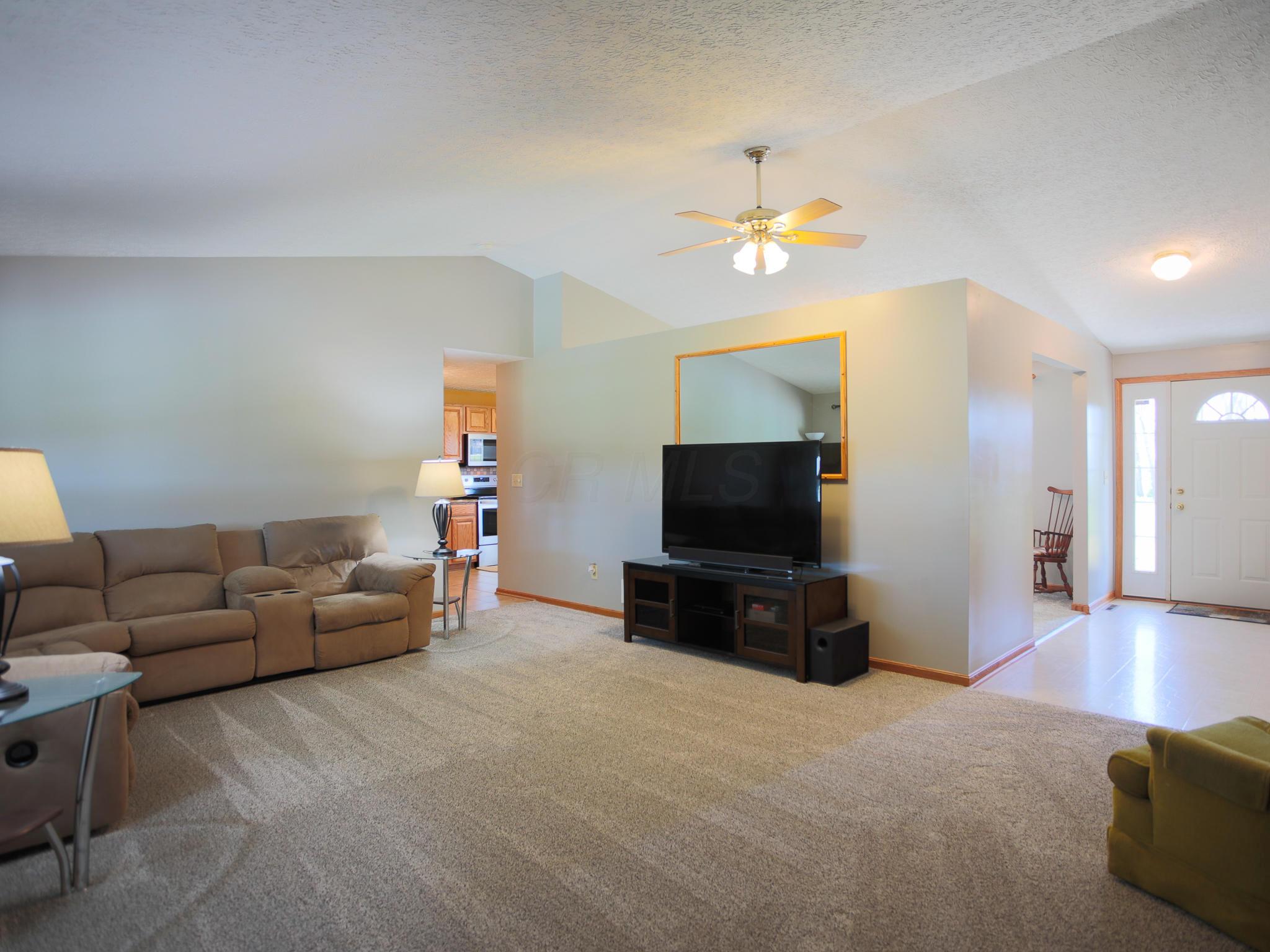 4006 National Road Southwest Hebron, OH 43025 - Photo 5 of 38 Gallery Image 5