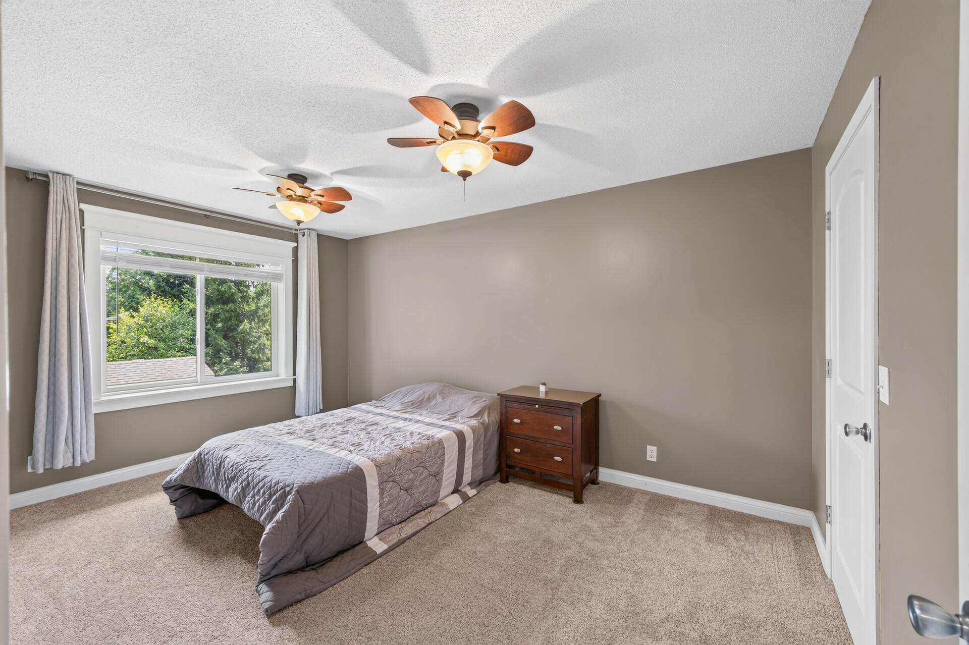 9391 Newcastle Road Woodbury, MN 55125 - Photo 26 of 58