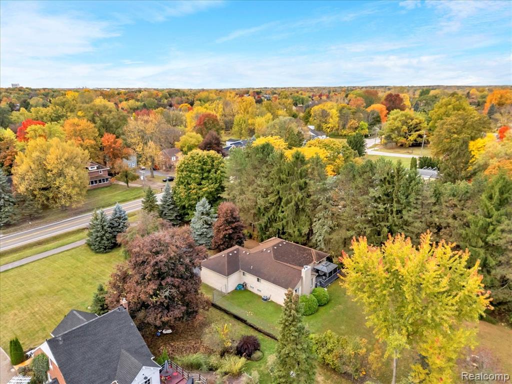 1370 South Boulevard Rochester, MI 48309 - Photo 54 of 65