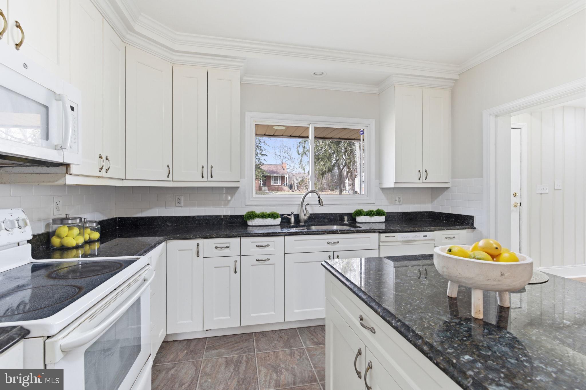 4021 Villa Nova Road Pikesville, MD 21207 - Photo 15 of 63