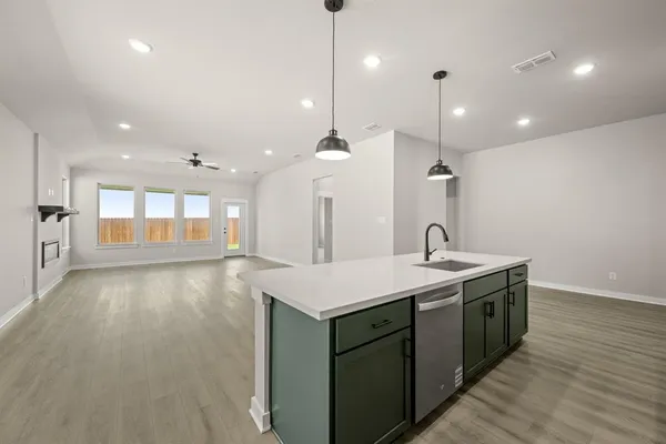 $389,990 | 746 Grand Dl Drive, Lavon, TX 75166