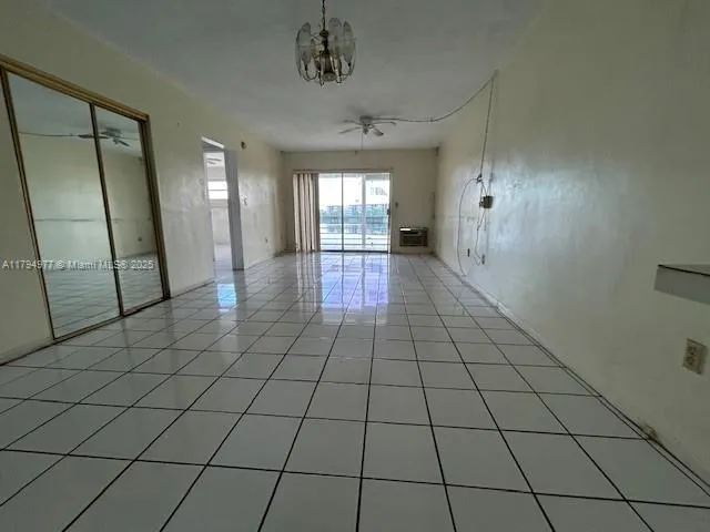 $60,300 | 285 Northeast 191st Street, Unit 2923, Miami, FL 33179
