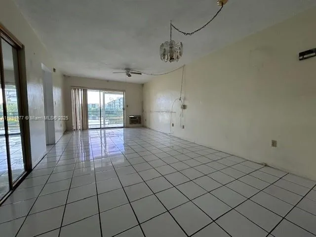 $60,300 | 285 Northeast 191st Street, Unit 2923, Miami, FL 33179