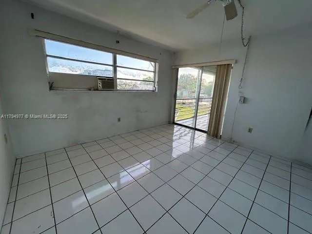 $60,300 | 285 Northeast 191st Street, Unit 2923, Miami, FL 33179