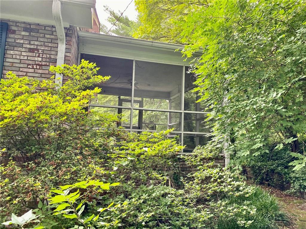 419 Kyle Road Winston-Salem, NC 27104 - Photo 2 of 15 Gallery Image 2