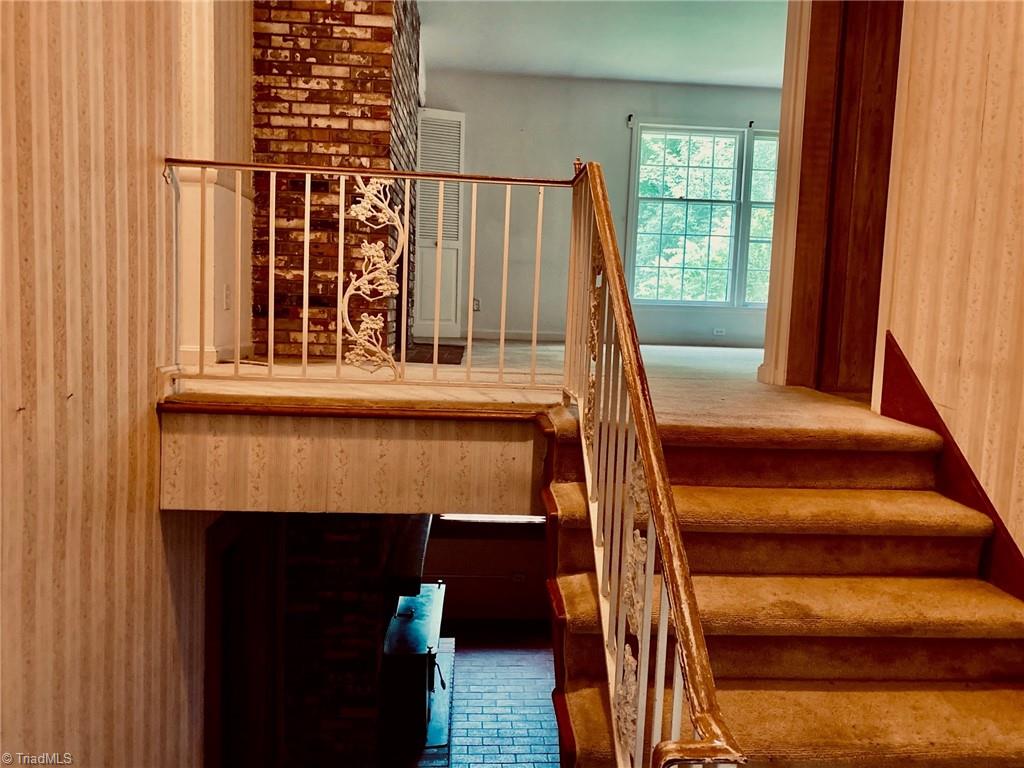 419 Kyle Road Winston-Salem, NC 27104 - Photo 6 of 15 Gallery Image 6