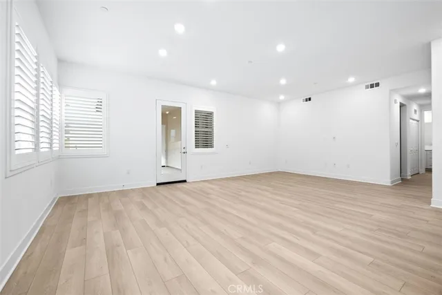 $4,450 | 532 Neilson, Irvine, CA 92618