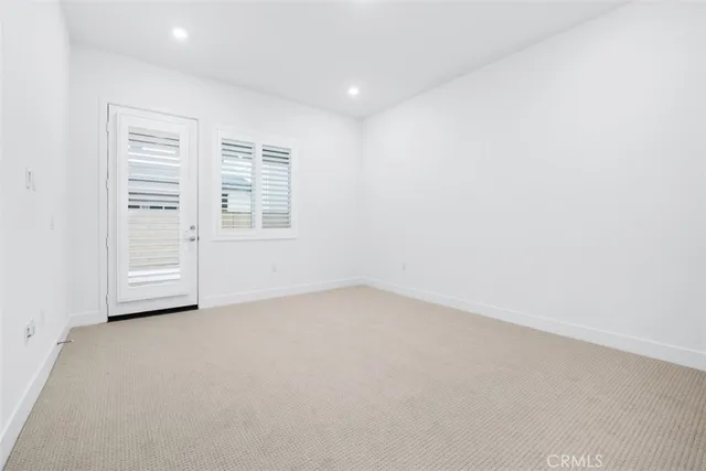 $4,450 | 532 Neilson, Irvine, CA 92618