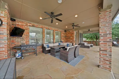$575,000 | 9637 Barksdale Drive, Fort Worth, TX 76244