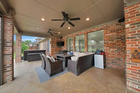 $575,000 | 9637 Barksdale Drive, Fort Worth, TX 76244