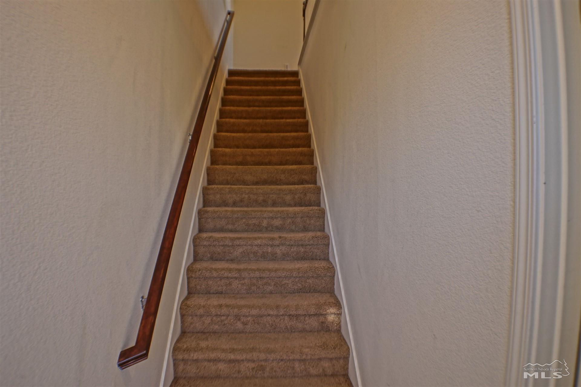 1740 Dark Horse Road Reno, NV 89521 - Photo 2 of 25