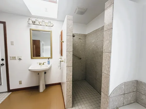 $289,000 | 609 Moss Place, Dixon, IL 61021