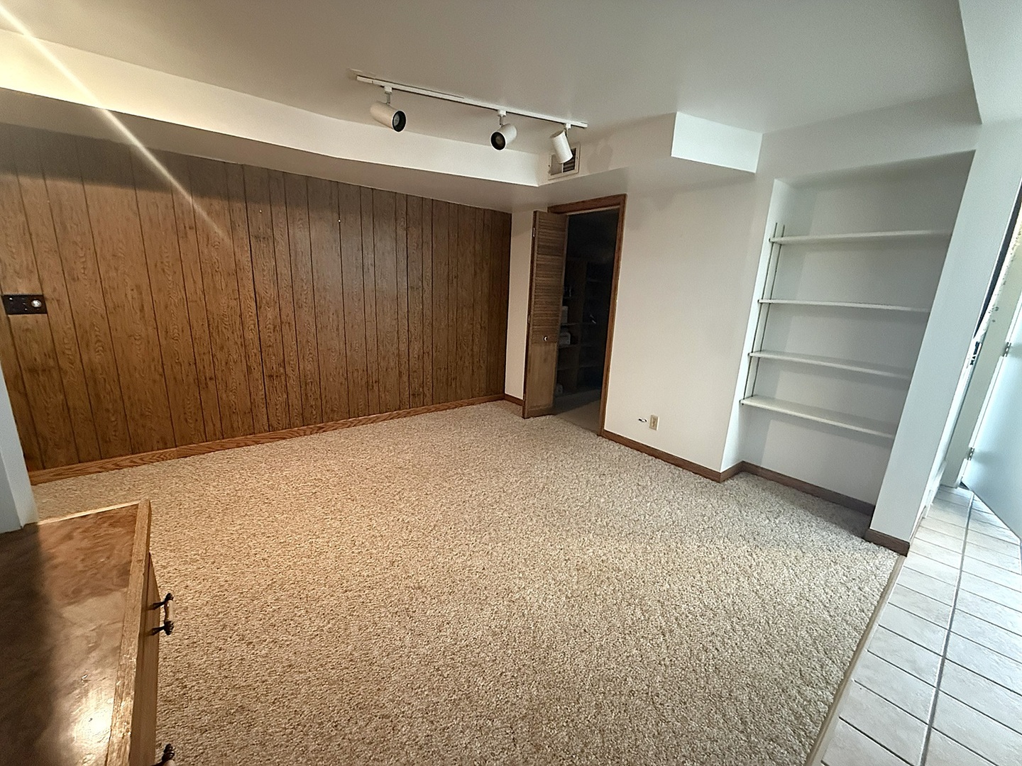 609 Moss Place Dixon, IL 61021 - Photo 18 of 35