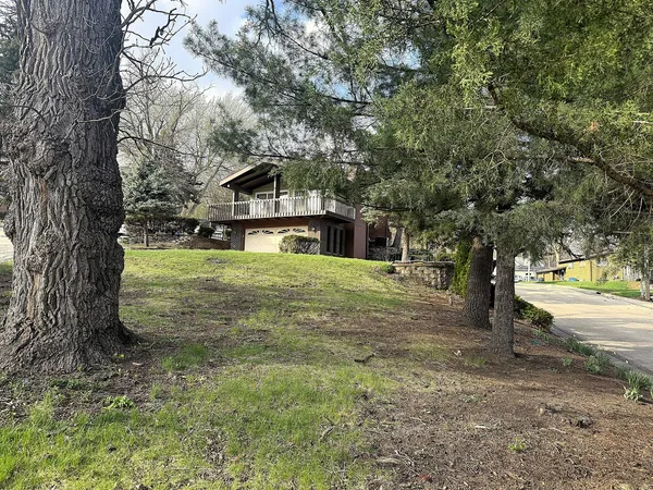 $289,000 | 609 Moss Place, Dixon, IL 61021