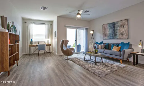 $1,998 | 9700 South Central Avenue, Unit 2, Phoenix, AZ 85042