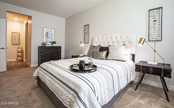 $1,908 | 9700 South Central Avenue, Unit 2, Phoenix, AZ 85042