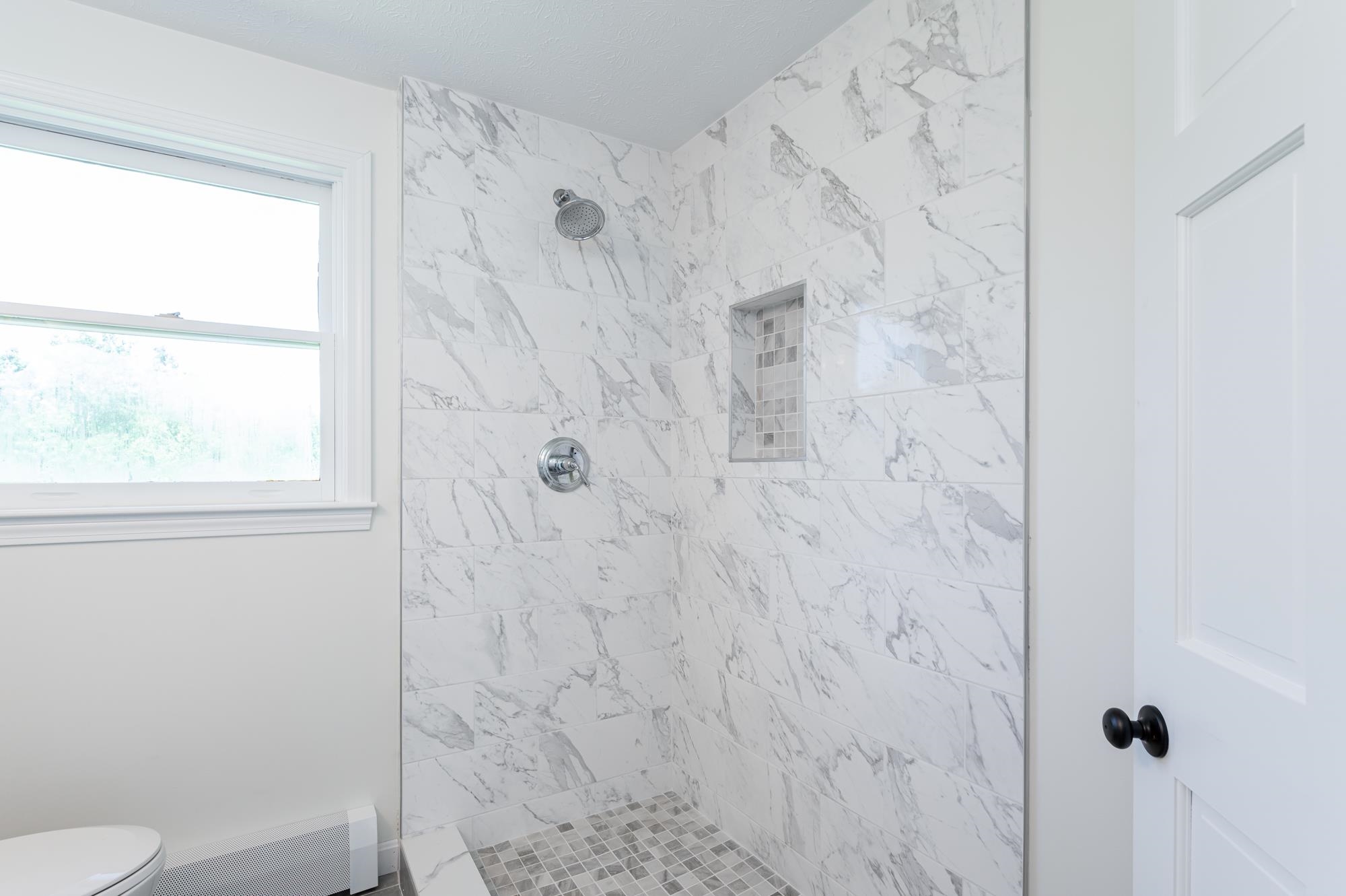 60R Griffin Road Londonderry, NH 03053 - Photo 10 of 16