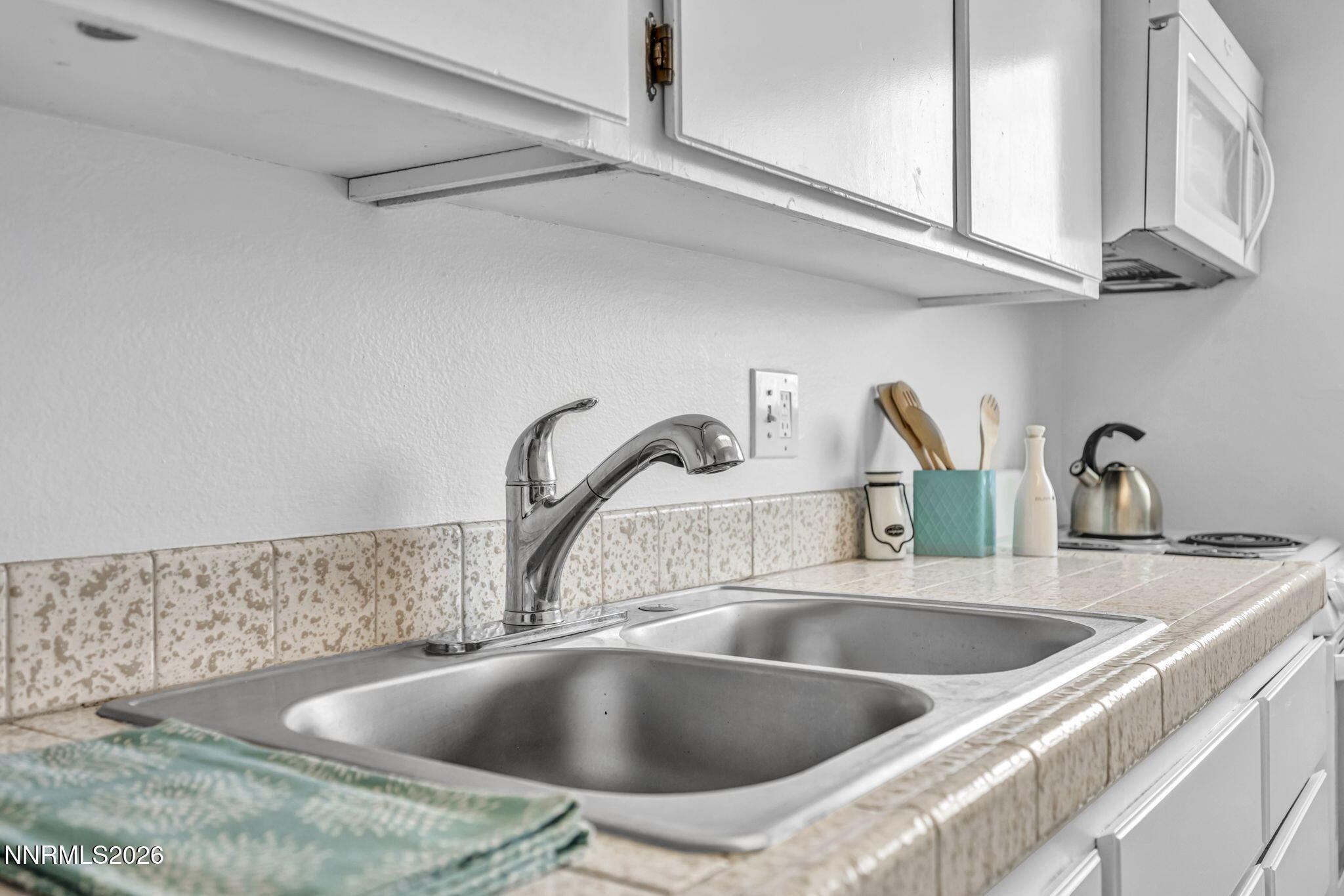 3575 Balboa Drive Reno, NV 89503 - Photo 16 of 46 40-web-or-mls-3575-balboa-dr