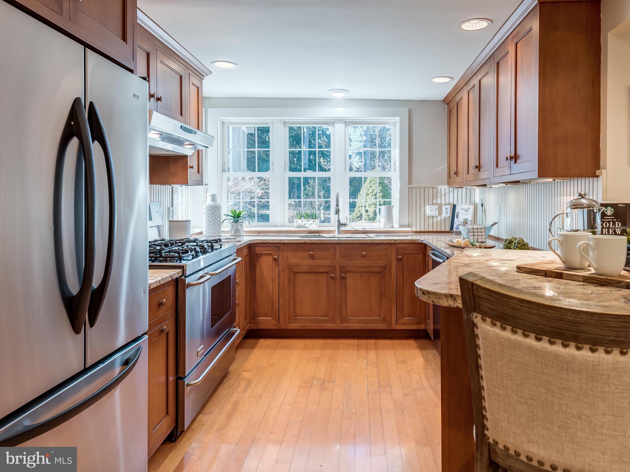 638 Conestoga Road Berwyn, PA 19312 - Photo 16 of 54 Kitchen with Stainless Steel Appliances
