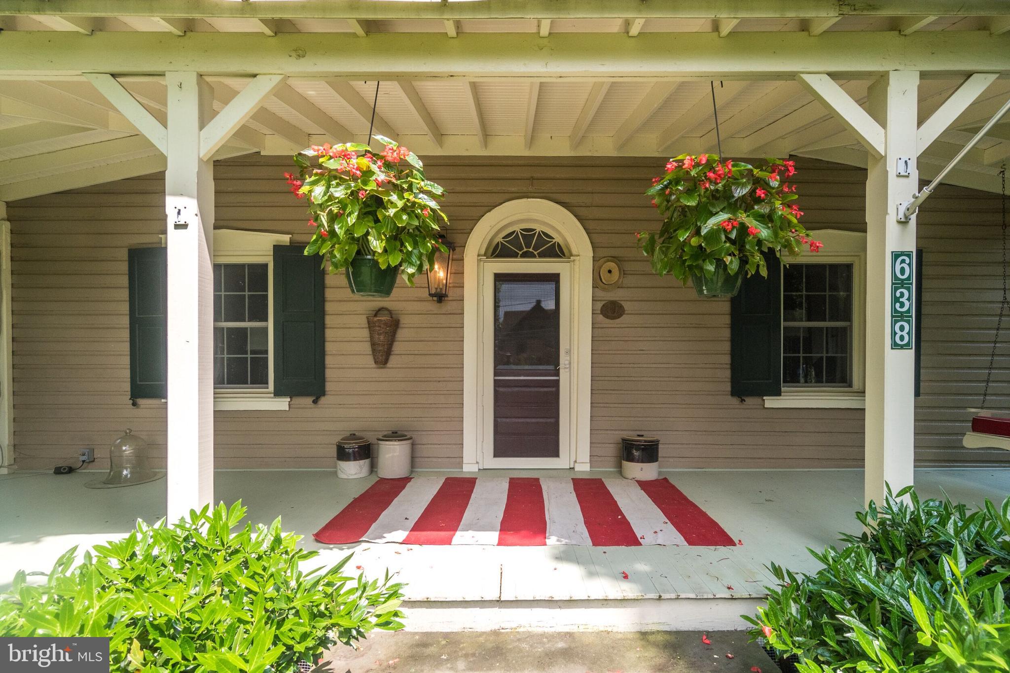 638 Conestoga Road Berwyn, PA 19312 - Photo 17 of 54 Front Porch