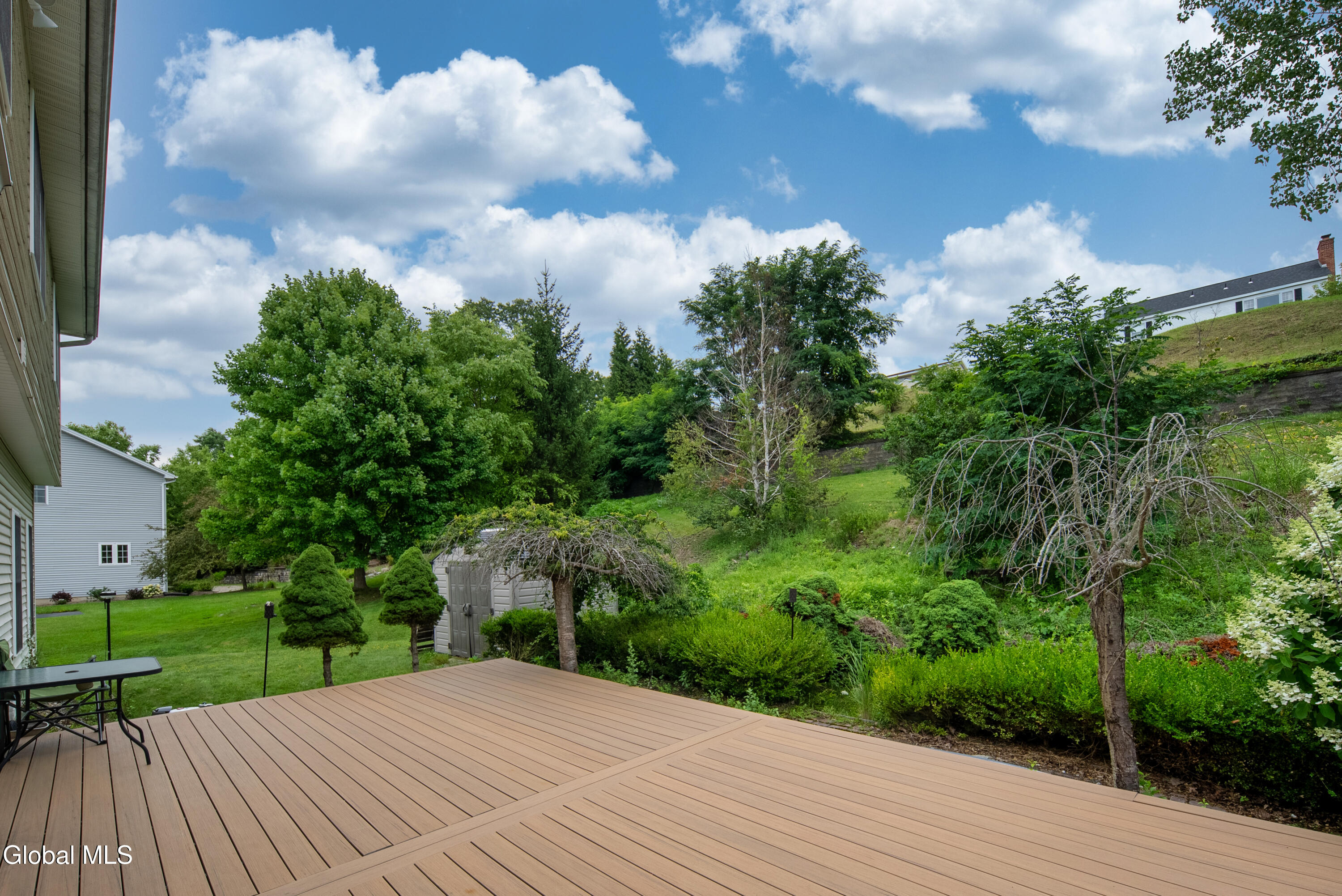 41 Dyke Road Colonie, NY 12110 - Photo 71 of 81 075