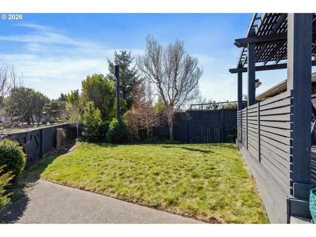 $829,000 | 3220 Natalie Way, Bandon, OR 97411