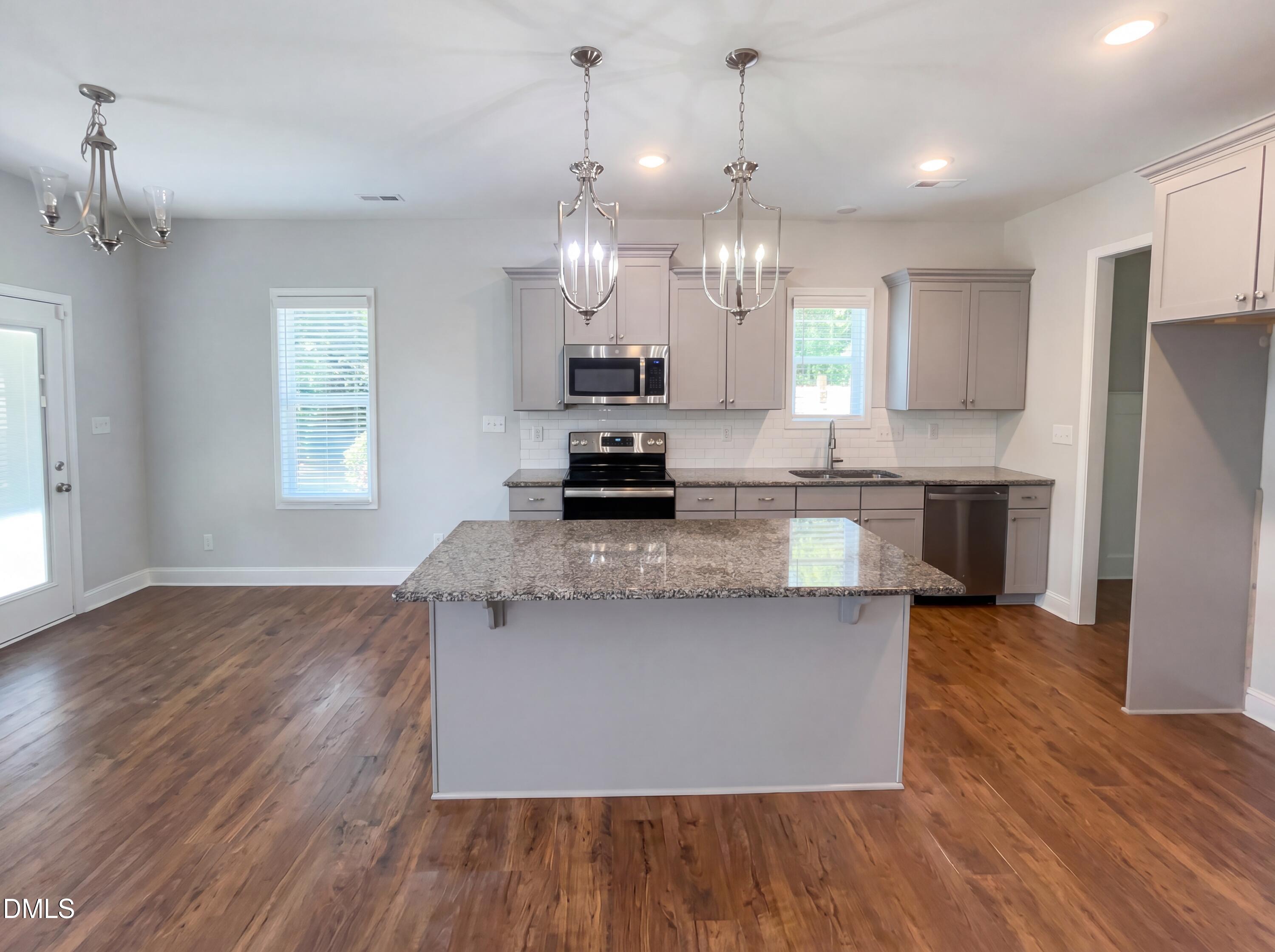 591 Bibey Road Carthage, NC 28327 - Photo 5 of 24 photo_02