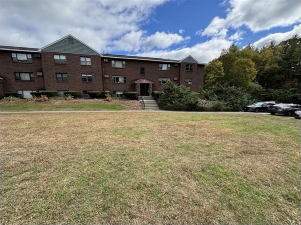 58 Spencer Road, Unit 26K Boxborough, MA 01719 - Photo 3 of 8 Gallery Image 3
