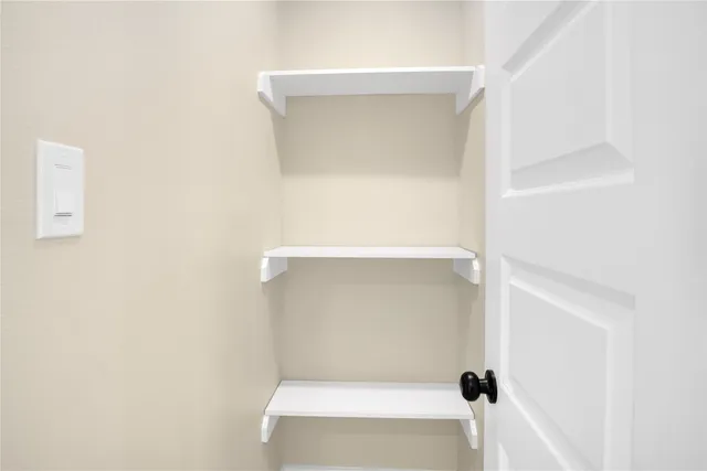 $1,750 | 835 22nd Street, San Leon, TX 77539