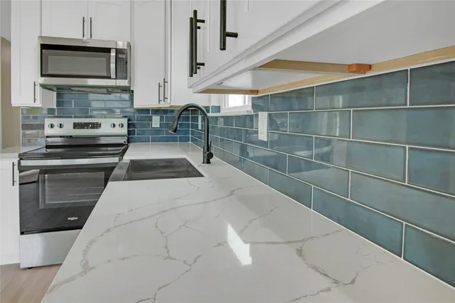 $1,750 | 835 22nd Street, San Leon, TX 77539