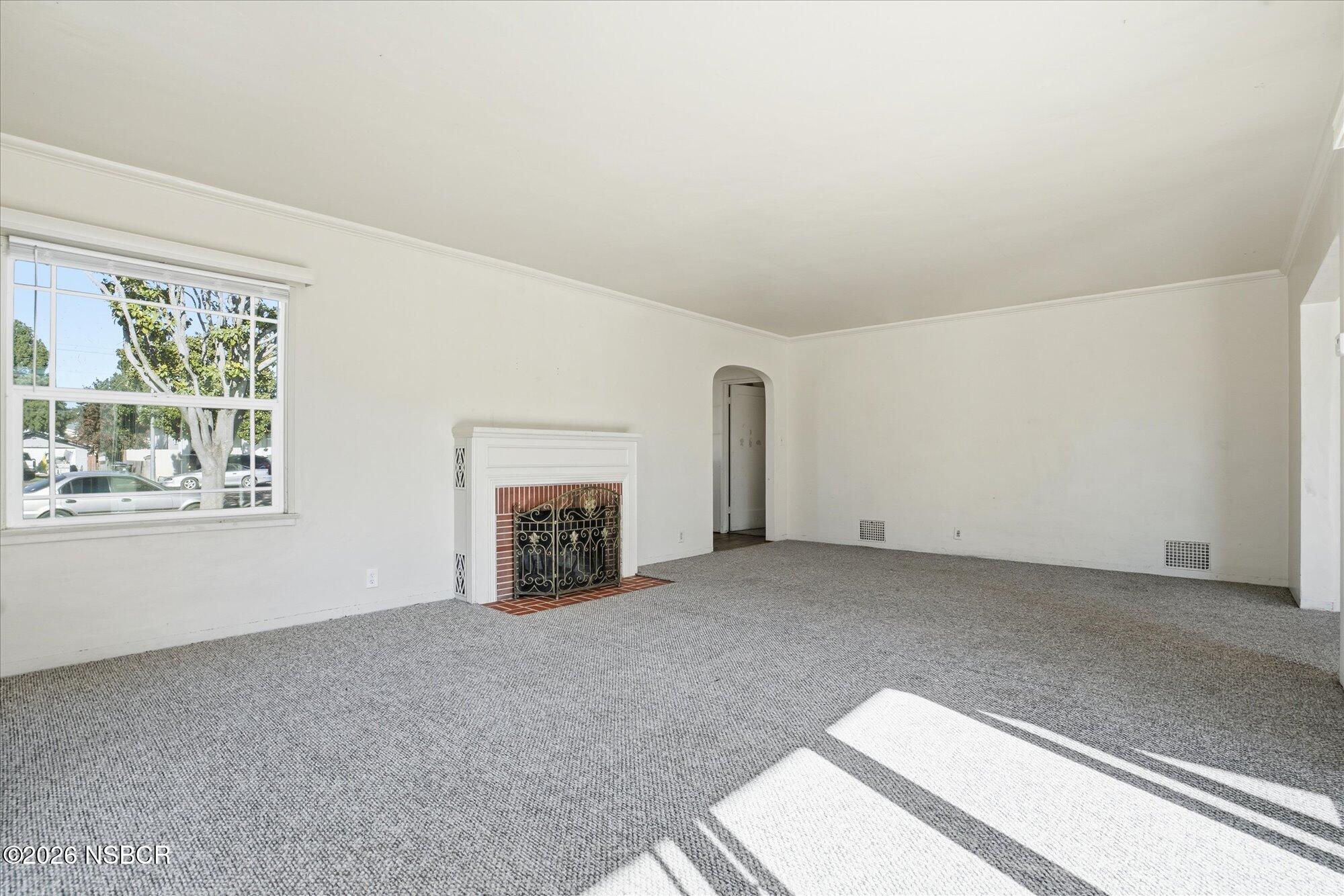 308 West Mill Street Santa Maria, CA 93458 - Photo 5 of 23 11-308W_Mill_09