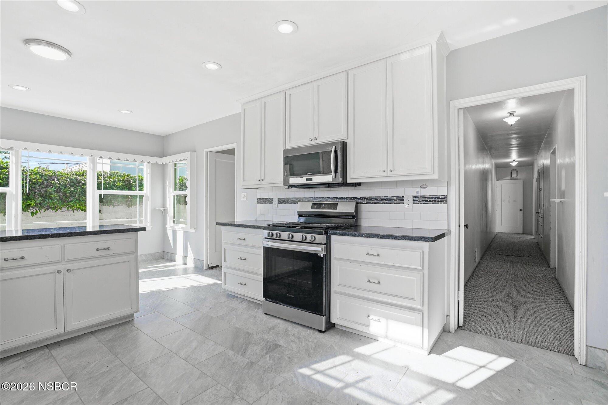 308 West Mill Street Santa Maria, CA 93458 - Photo 9 of 23 17-308W_Mill_15