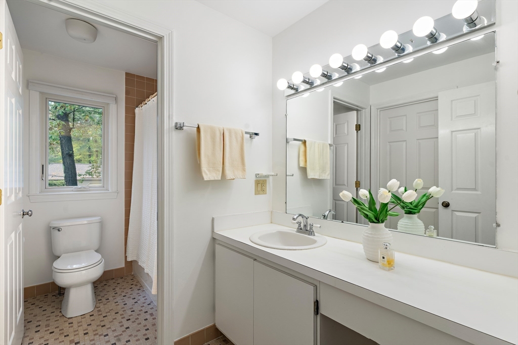 7 Fox Hollow, Unit 7 Wayland, MA 01778 - Photo 14 of 26