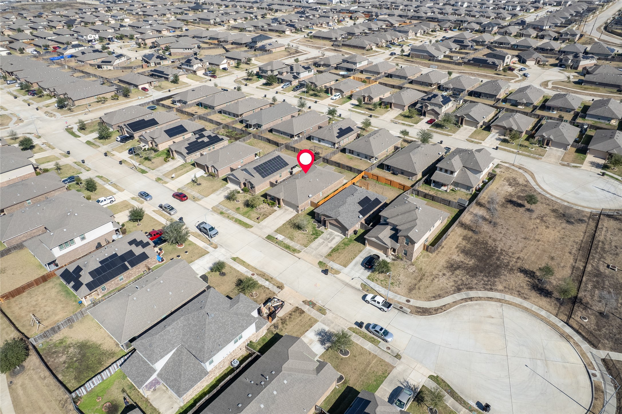 8307 Oakleaf Meadow Court Rosharon, TX 77583 - Photo 36 of 39 an aerial view of a city