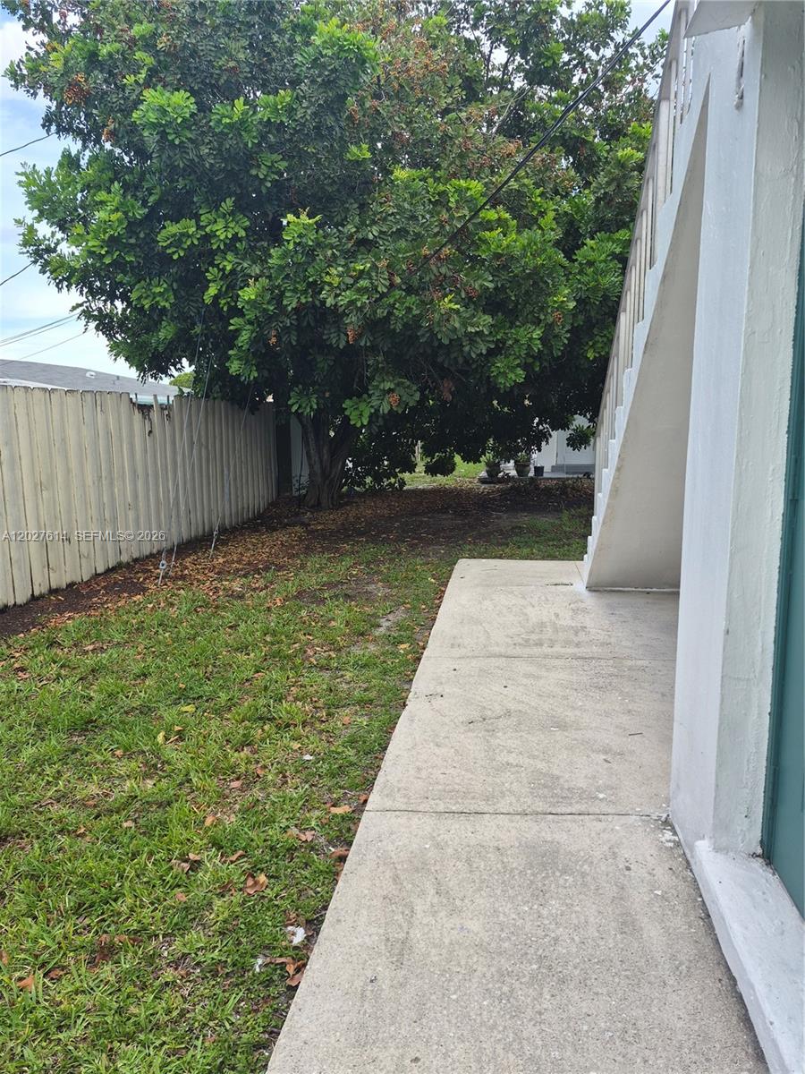7041 Pembroke Road, Unit 2 Pembroke Pines, FL 33023 - Photo 2 of 18