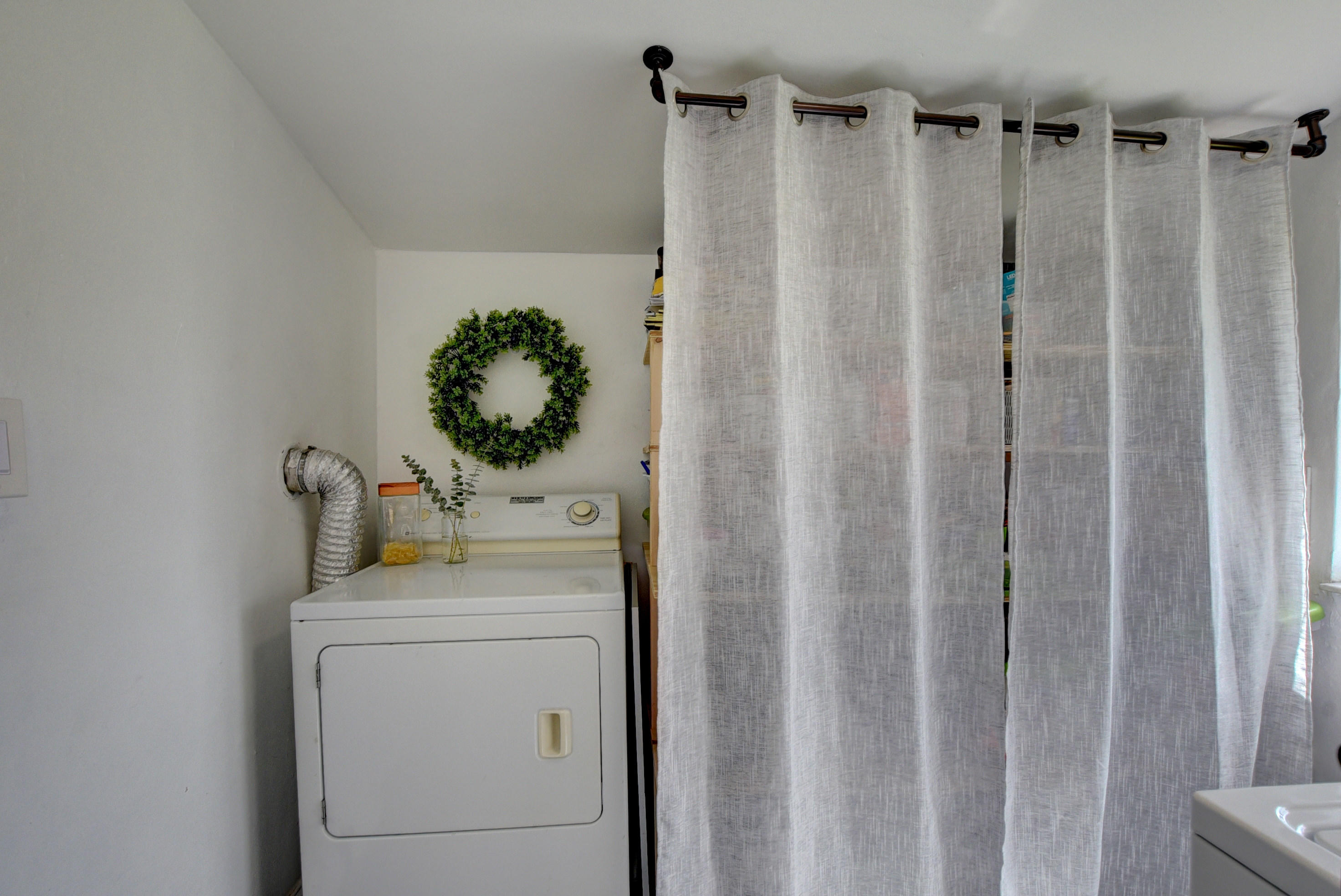 418 Southwest 14th Avenue Delray Beach, FL 33444 - Photo 10 of 29 Laundry Room w/ Dryer