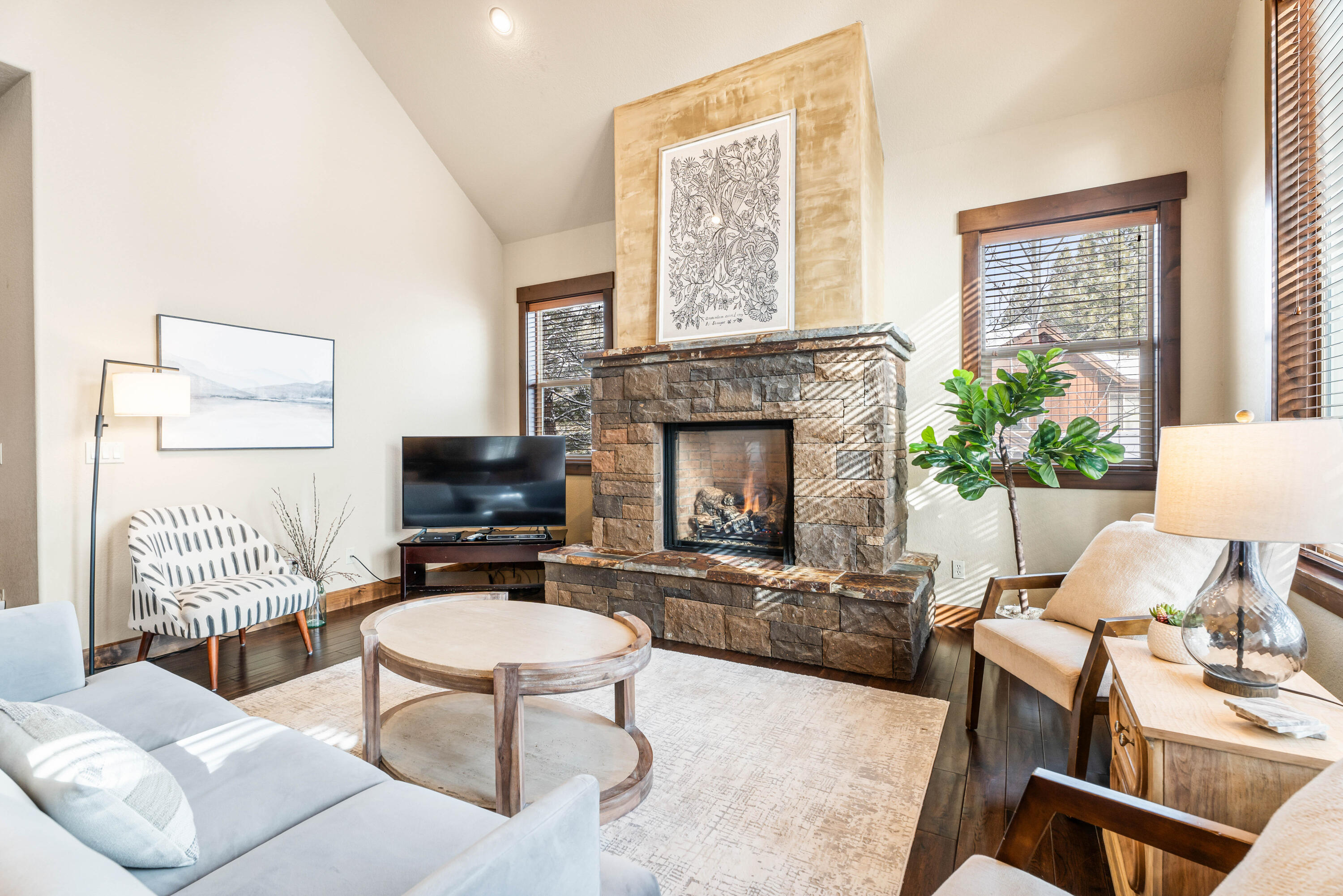 05-Living Room