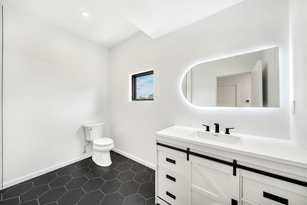 173 Fairfield Street Needham, MA 02492 - Photo 27 of 39