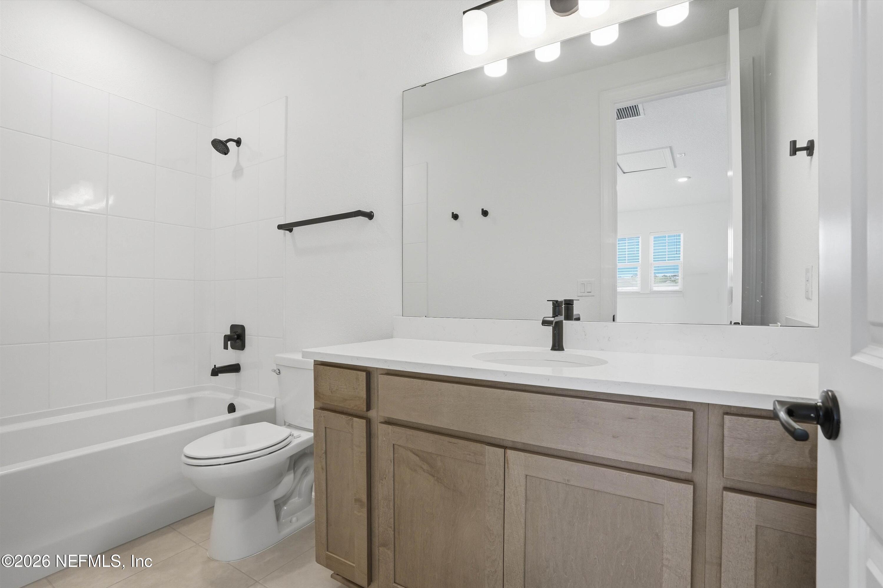 5576 Dairy Farm Road Jacksonville, FL 32224 - Photo 35 of 63 31-Hall Bath