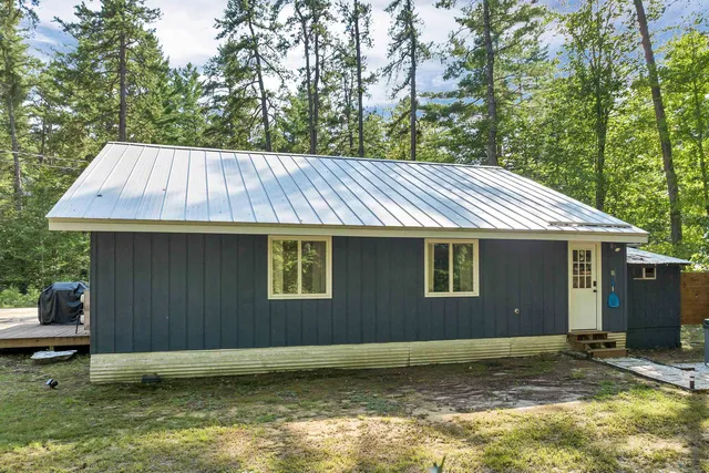 $365,000 | 48 South Way, Tamworth, NH 03817