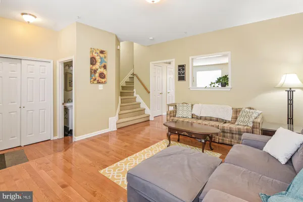 $2,750 | 29 Harbour Heights Drive, Annapolis, MD 21401