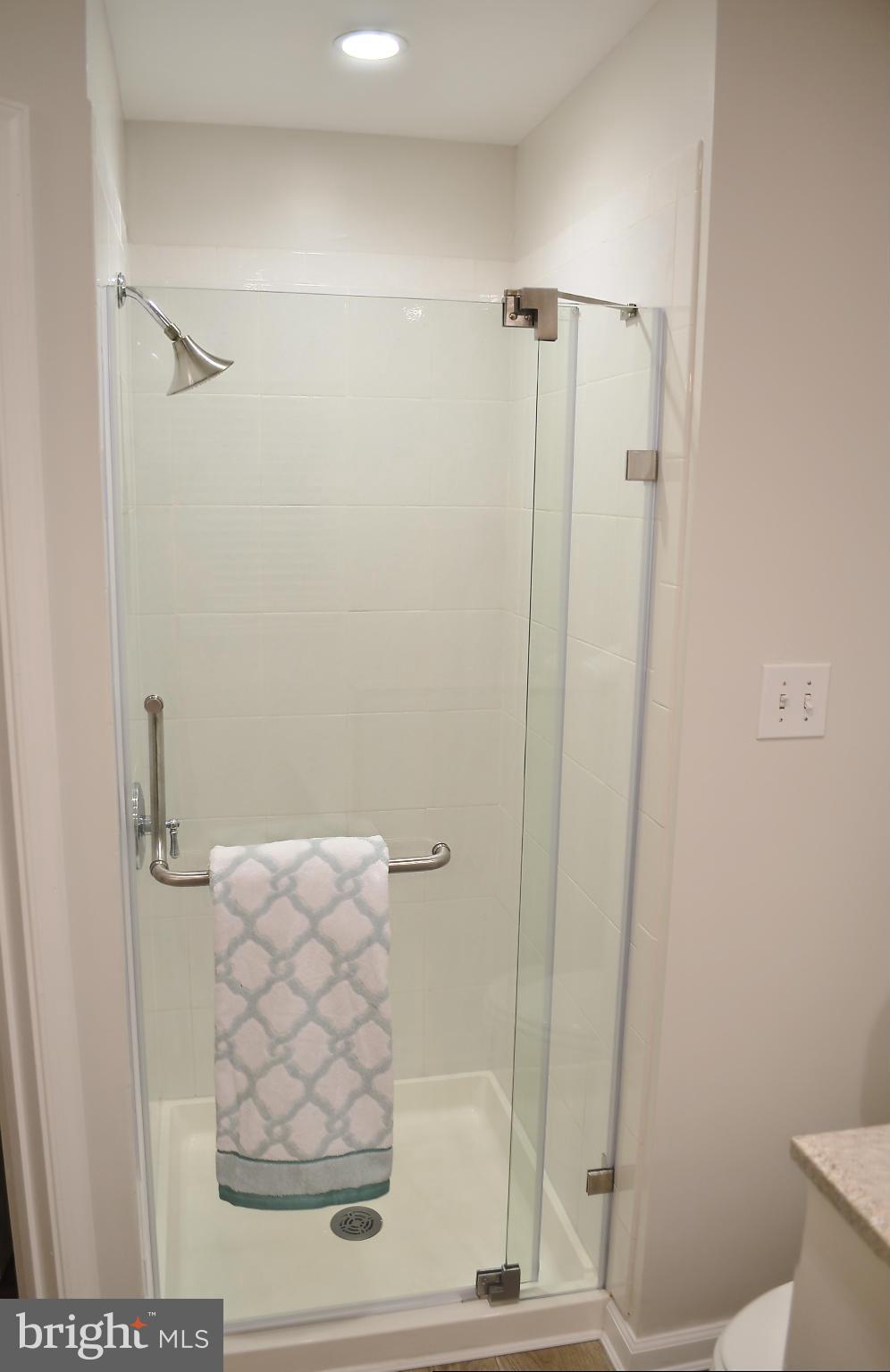 2526 Trophy Lane Reston, VA 20191 - Photo 11 of 30 Bath (Master)