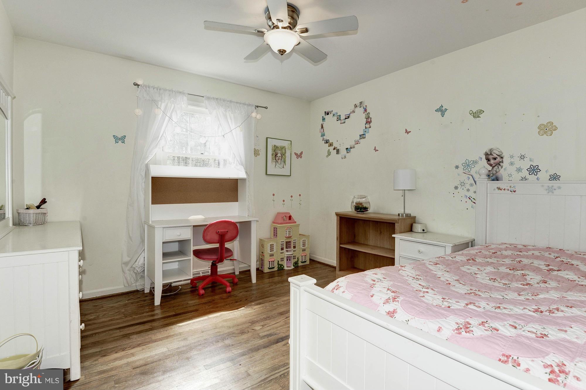 2526 Trophy Lane Reston, VA 20191 - Photo 14 of 30 Bedroom